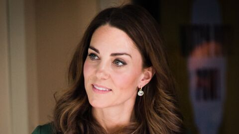 Kate Middleton ose la robe vert émeraude et c'est sublime