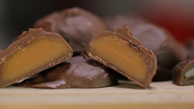 Les Daim au chocolat, la recette parfaite pour réaliser ces bonbons à la  maison