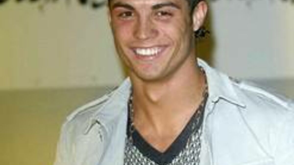 Cristiano Ronaldo Et Son Fils Adoptif Cristiano Ronaldo: Il fait appel à l'armée portugaise