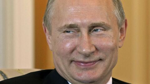 Coupe du Monde 2018 : les Russes priés de prendre "des cours de sourire"