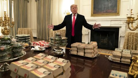 Donald Trump reçoit ses invités avec... du fast-food