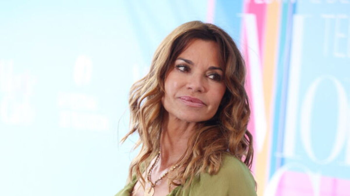 Ingrid Chauvin cloue au pilori les critiques contre sa marque de cosmétiques : “Stop aux mensonges sur les réseaux !”