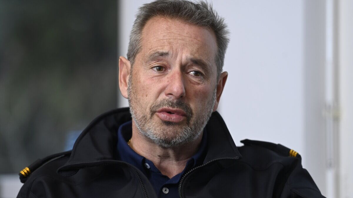 "C'était la guerre" : David Vocat, commandant des pompiers, bouleversé par l'incendie de Crans-Montana