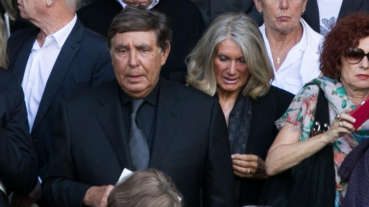 Obsèques d’Évelyne Leclercq : pourquoi Jean-Pierre Foucault était présent ?