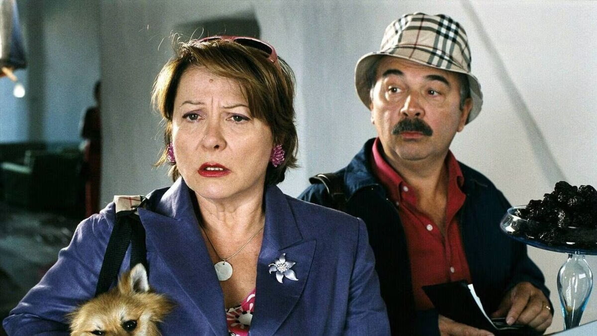 Josiane Balasko prête à relancer « Les Bronzés » ? Les confidences qui agitent la troupe du Splendid