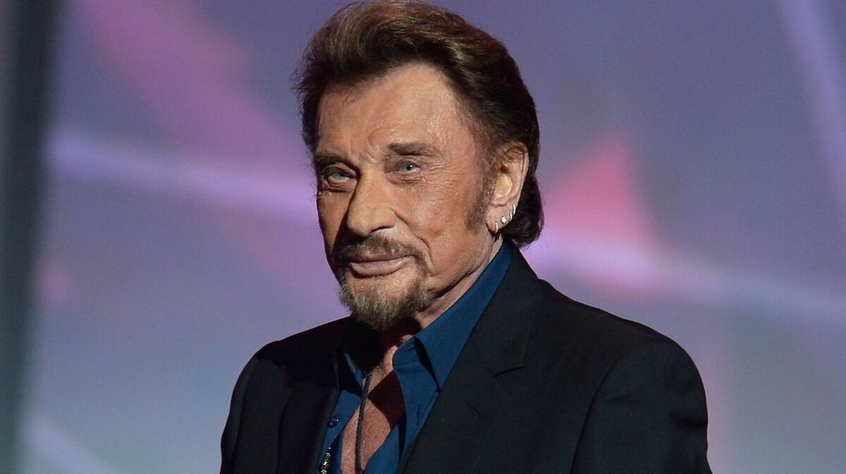 Laeticia Hallyday réagit au départ de Raphaël Quenard du projet de biopic de Johnny Hallyday