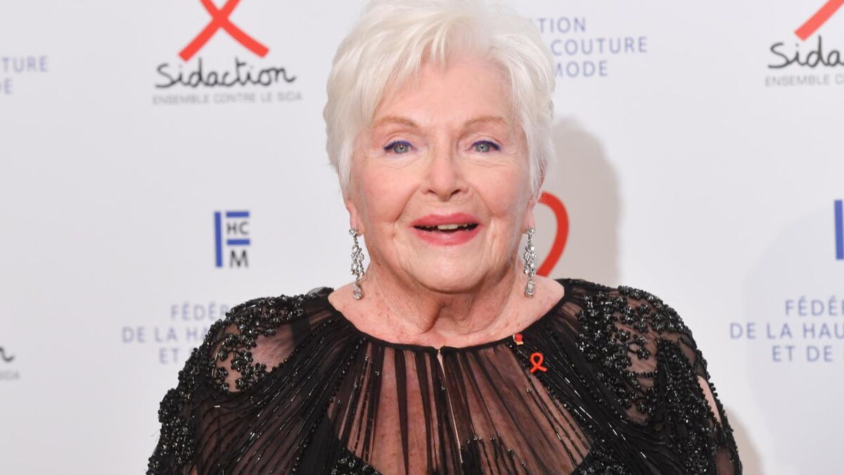 «Όλα μπορούν να αλλάξουν»: Η Line Renaud εγκαινιάζει την 32η εκστρατεία Sidaction ενόψει της πτώσης των δωρεών