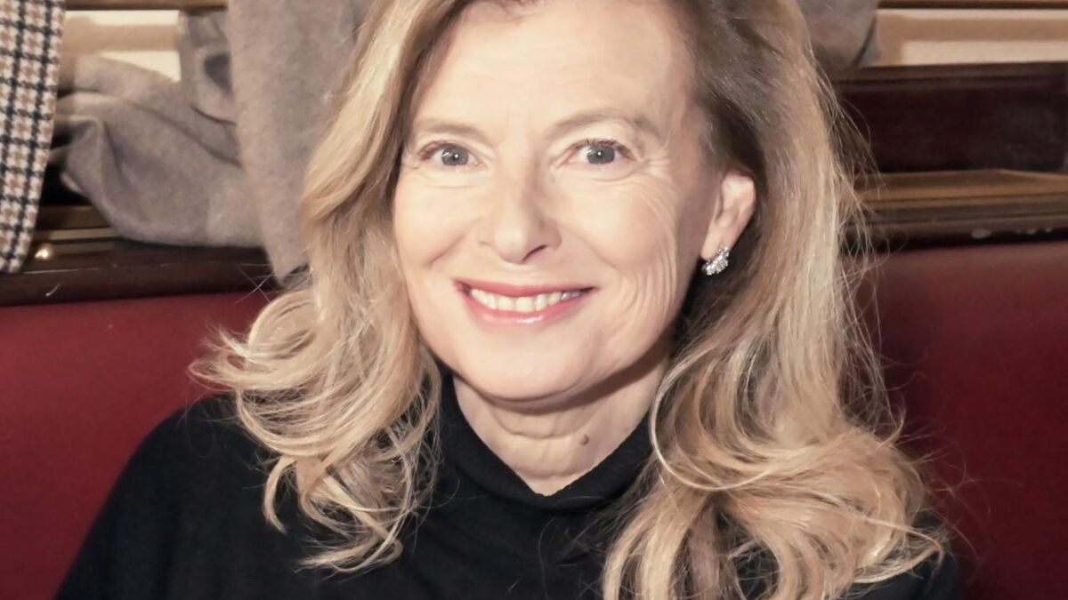 Brigitte Macron DJ à Disneyland : Valérie Trierweiler salue son engagement solidaire