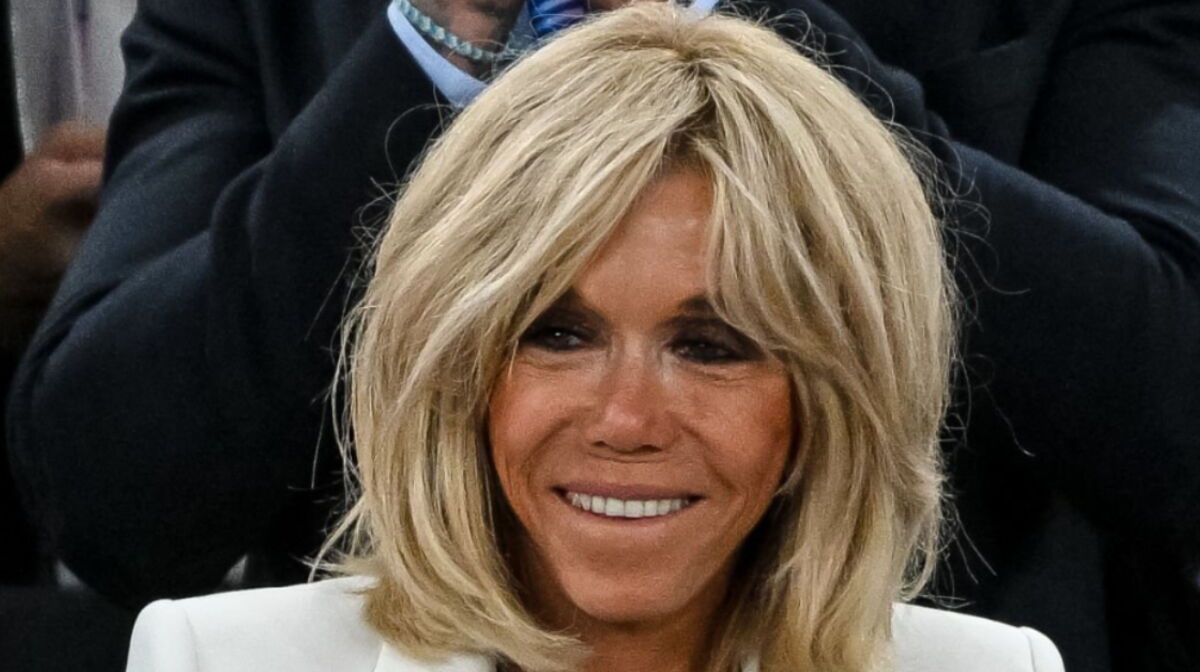 comment s’habillait la Première dame quand elle était enseignante ? comment s’habillait la Première dame quand elle était enseignante ?