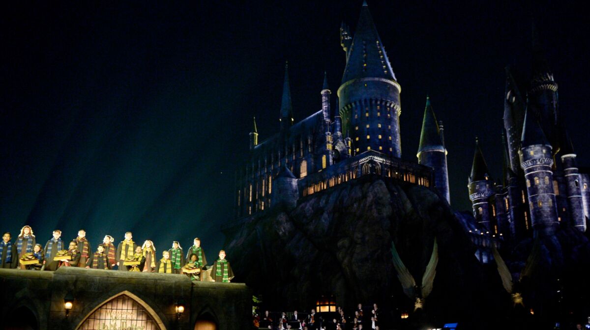 Harry Potter : un château inspiré de Poudlard ouvre ses portes en Bretagne  : Femme Actuelle Le MAG