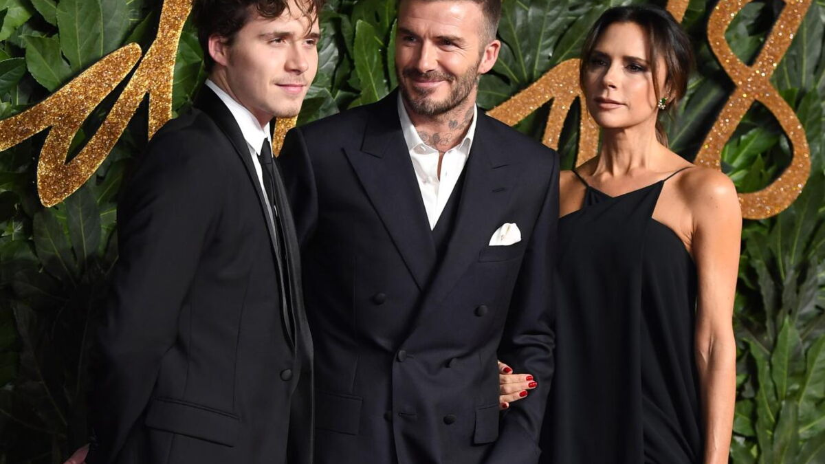 "Ils essaient sans relâche de ruiner ma relation " : Brooklyn Beckham prend la parole et révèle les raisons de sa rupture avec ses parents