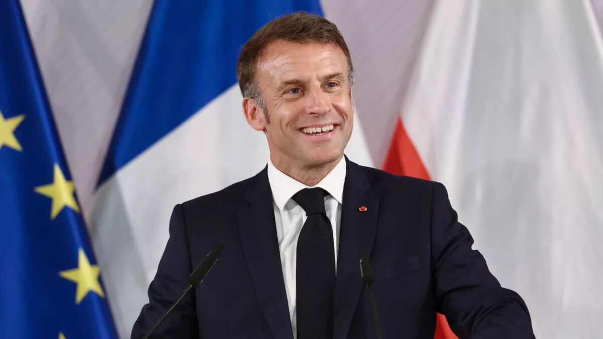 Emmanuel Macron D couvrez Qui Est Sa M re Le Docteur Fran oise Nogu s