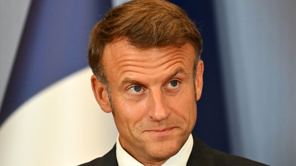 Emmanuel Macron accusé d’être trop tactile, une actrice balance Emmanuel Macron accusé d’être trop tactile, une actrice balance