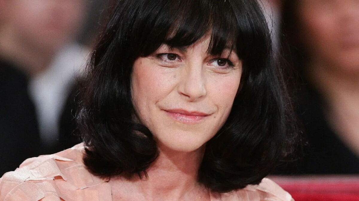 Lio : sept moi après la mort de son fils, son hommage poignant a fait ...