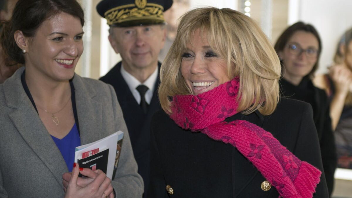 "Elle a bien fait de..." : Marlène Schiappa réagit à la polémique Brigitte Macron