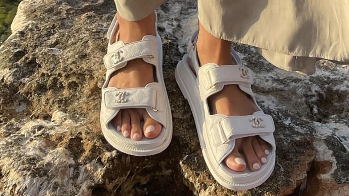 How To Style Chanel Dad Sandals This Spring - SURGEOFSTYLE by Benita