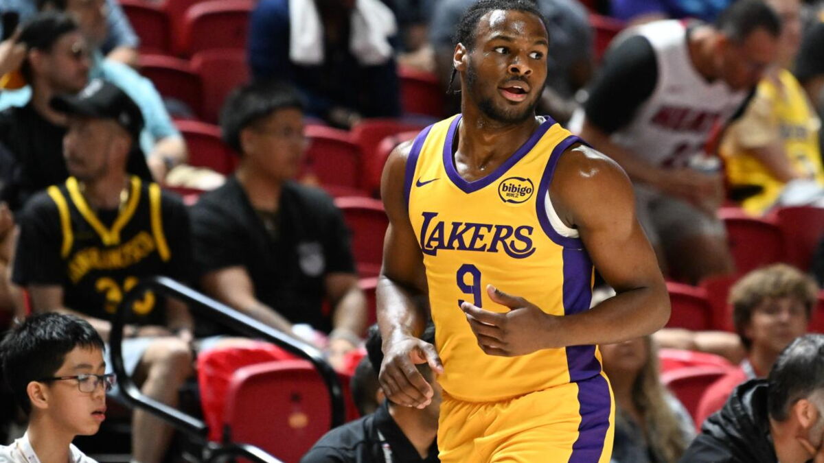 qui est le fils de LeBron James qui fait ses débuts en NBA ? qui est le fils de LeBron James qui fait ses débuts en NBA ?