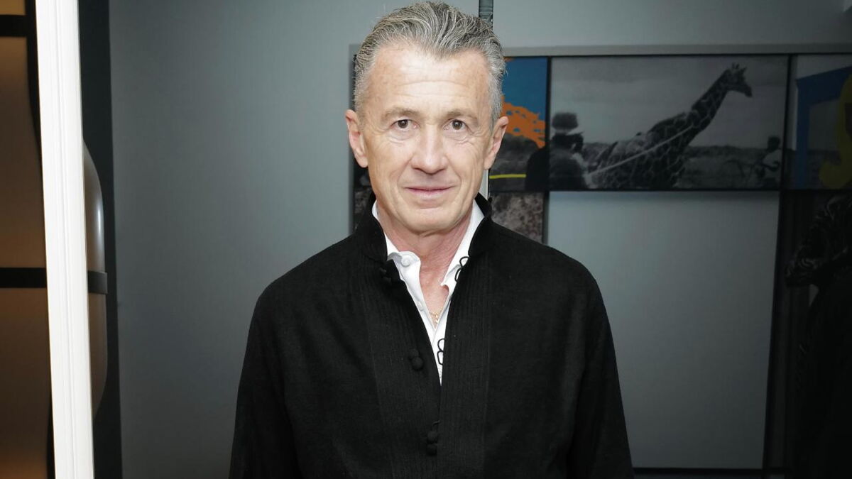 Nicolas Sarkozy : François Sarkozy, son frère, annonce un nouveau livre sur le bonheur et la santé