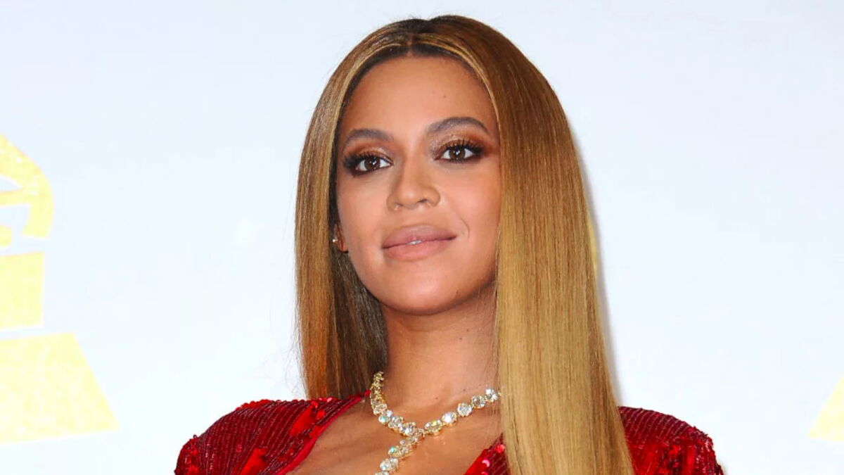 Beyoncé surprend tout le monde en annonçant qu'elle produit... du miel