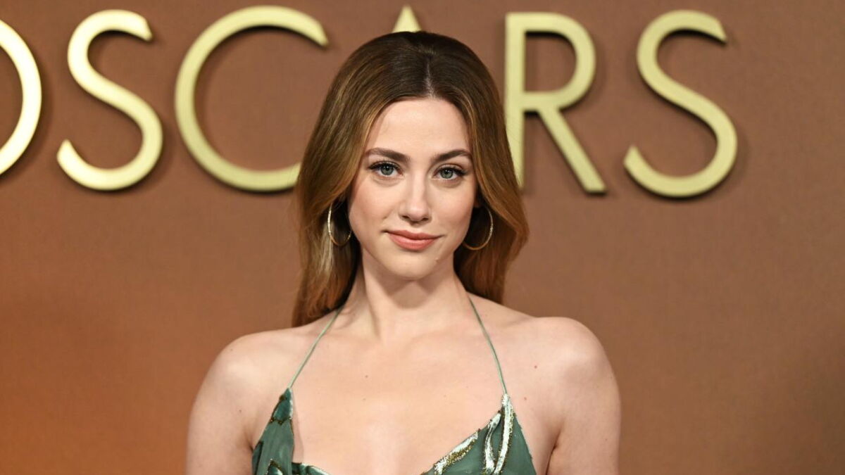 Lili Reinhart (Riverdale) brise le silence sur son combat contre l’endométriose