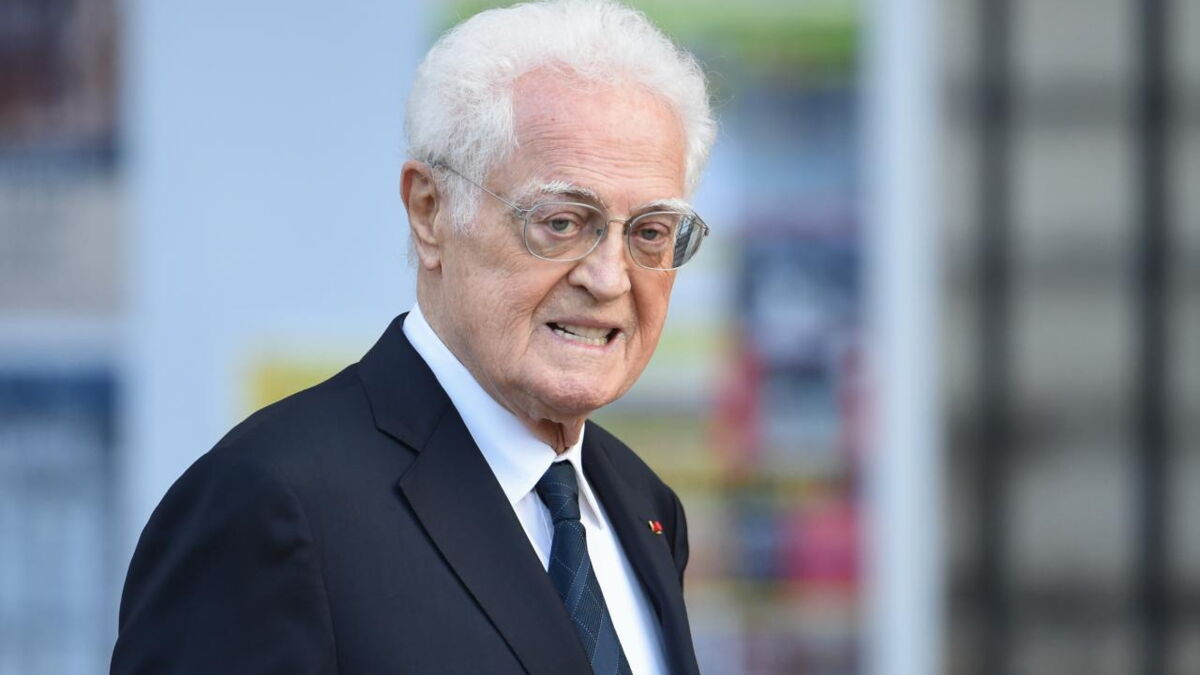 Lionel Jospin : "en convalescence", l'ancien Premier ministre donne de ses nouvelles après une opération sérieuse