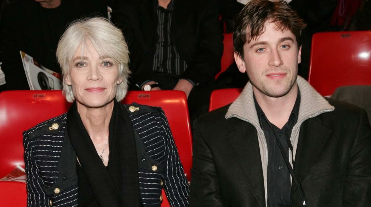 "Tôi sắp chết": Tin nhắn cuối cùng đau lòng của Françoise Hardy gửi con trai Thomas Dutronc