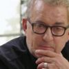 Christophe Dechavanne en larmes, l’animateur révèle ne plus parler à son fils depuis 10 ans