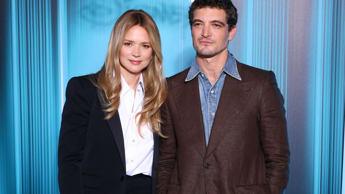 Virginie Efira et Niels Schneider éclatants au Talent Showcase Disney+ 2026 à Paris