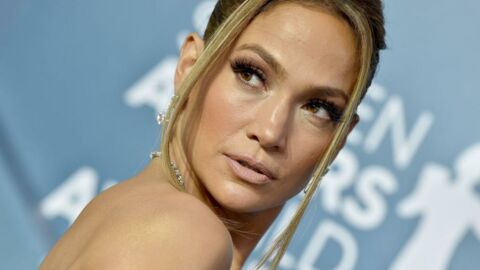 Jennifer Lopez adopte un maquillage inédit, elle est sublime