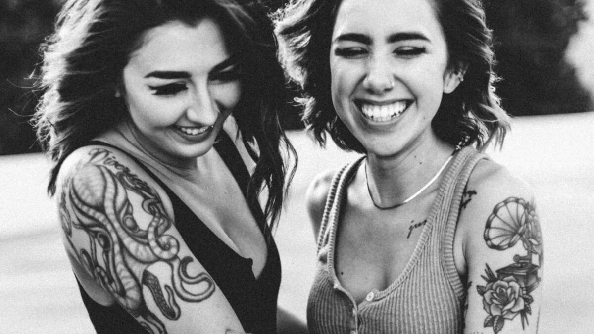 Les plus belles idées de tatouage à faire avec sa meilleure amie