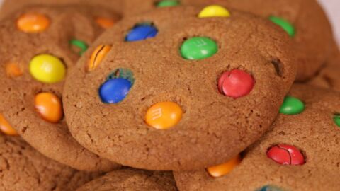 La recette des cookies régressifs aux M&M's à tester d'urgence