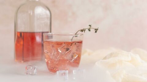 La rosénade, un cocktail délicieux à base de rosé et de limonade