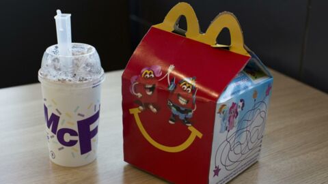 McDonald's : elle achète un menu Happy Meal et l'ouvre... 6 ans après !