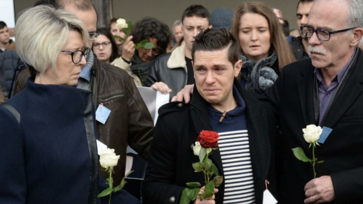 Jonathann Daval Victime De Moqueries En Prison à Cause De Cette Manie Jonathann Daval Victime De Moqueries En Prison à Cause De Cette Manie