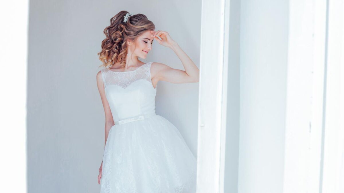 5 robes de mariée courtes pour un look original