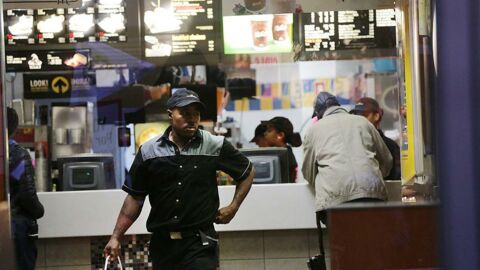McDonald's : Sécurité et Hygiène pendant le confinement, des salariés balancent