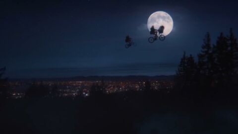 E.T : 37 ans après la fin du film, Elliott et l’extraterrestre se retrouvent !