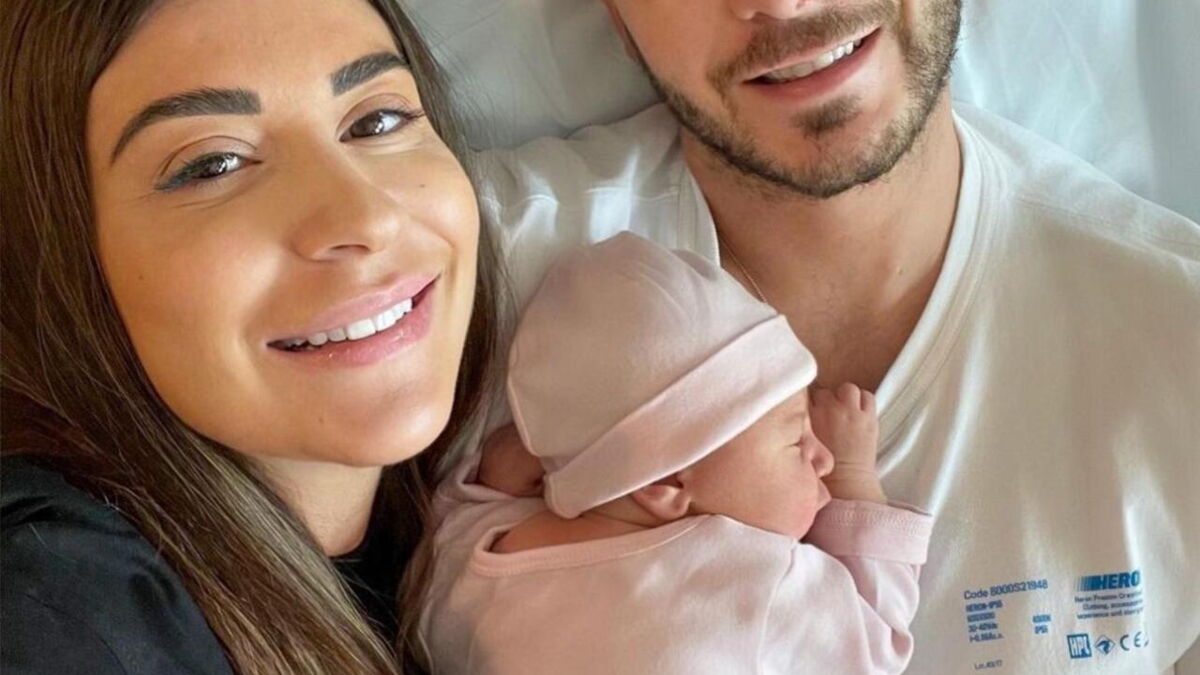 Mamans Et Celebres Martika Devoile L Adorable Prenom De Sa Fille Sur Instagram