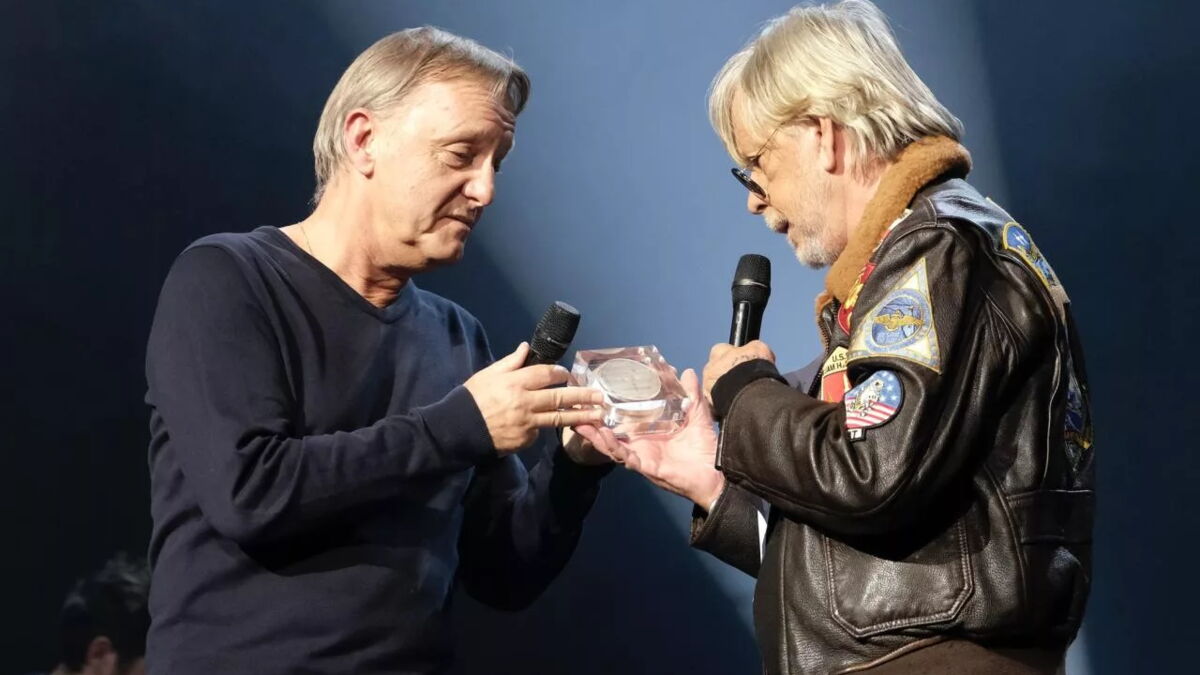 Renaud hospitalisé : Son frère jumeau reçoit des messages effrayants