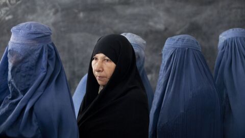 Afghanistan : Les talibans au pouvoir, qu’est-ce que cela signifie pour les droits des femmes ?