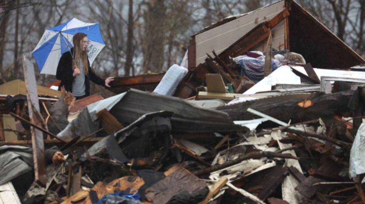 États Unis Deux Bébés Survivent Par Miracle à Une Tornade Grâce à Leur Baignoire 