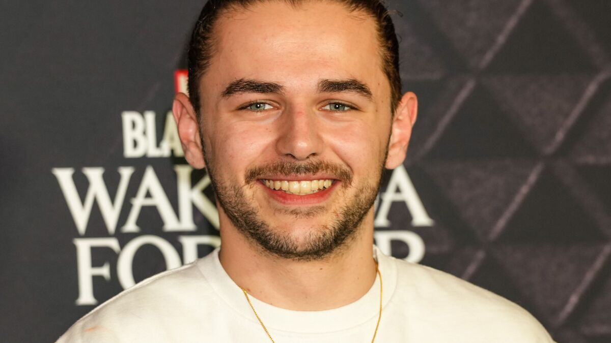 Tpmp Frere Julien Star Academy Ça me rend fou !" : Julien une nouvelle fois nominé à la Star Academy, son  frère s'attaque à la production