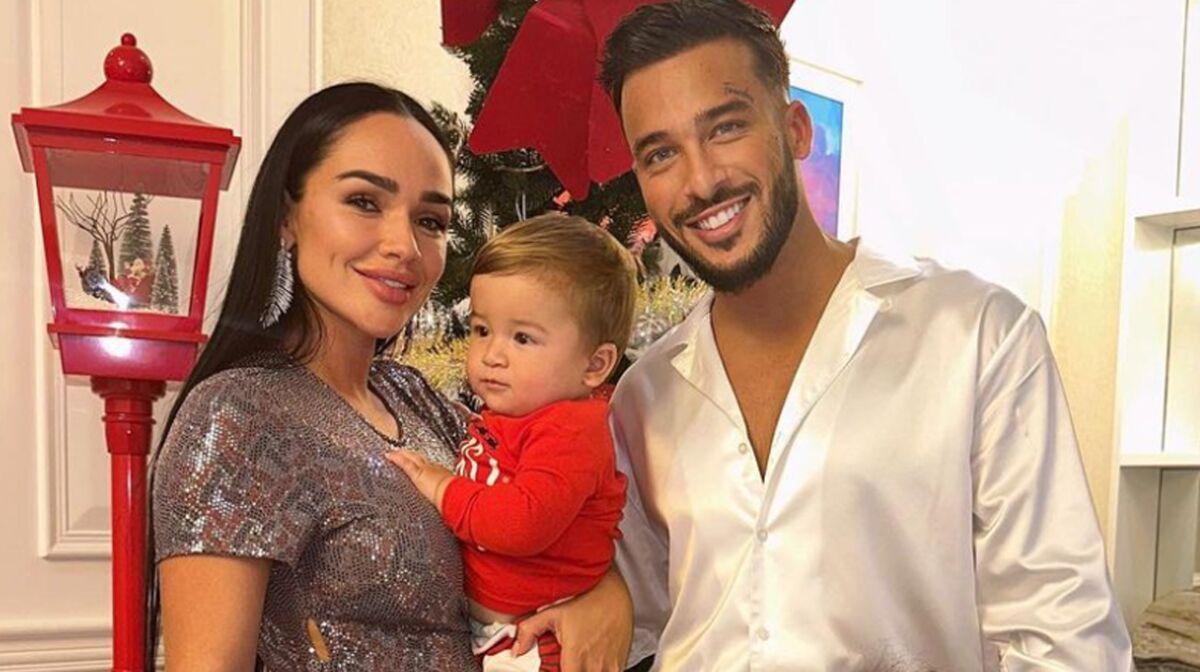 Jazz Offre Un Cercueil A Sa Mere Non, Jazz (JLC Family) n'a pas offert de cercueil à sa mère pour Noël