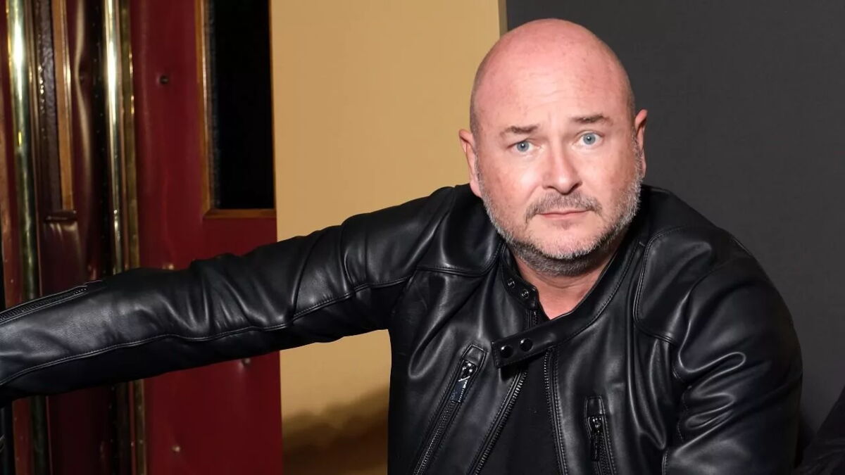Yuelle Yelle embrassée de force par Cauet, son témoignage écœurant dans un livre