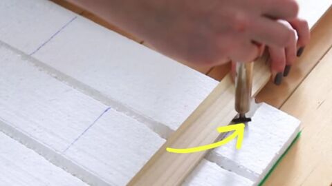 Unglaublich! Diese DIY-Deko-Wand hat sie nur 10 € gekostet!