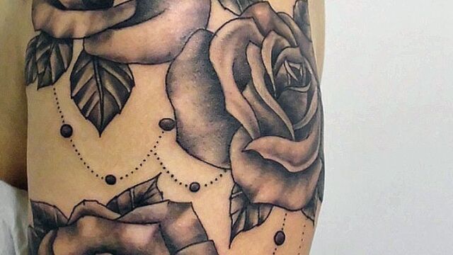 Rosen frau unterarm tattoo 