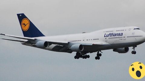 Diese Frau ist auf einem 10-Stunden-Flug, als plötzlich ihre Wehen einsetzen!