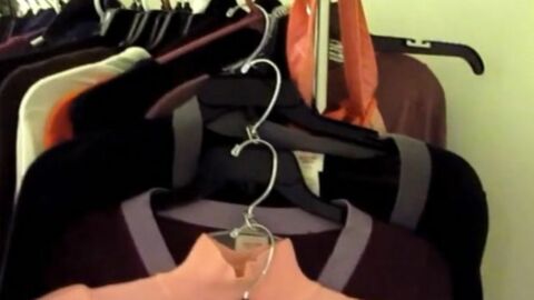 Diese Frau hat eine genialen Trick, um die Kapazität deines Kleiderschranks zu verdoppeln. Und es kostet nichts!