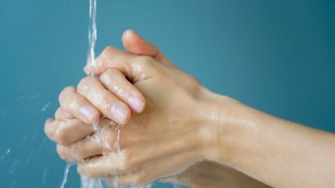 Coronavirus: Auch wenn ihr zuhause bleibt, solltet ihr euch regelmäßig die Hände waschen