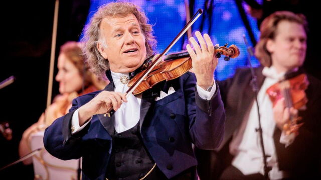 Wie bodenständig ist das Schlossleben von André Rieu wirklich?